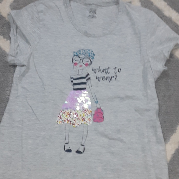 4 girls shirts - Picture 4 of 10